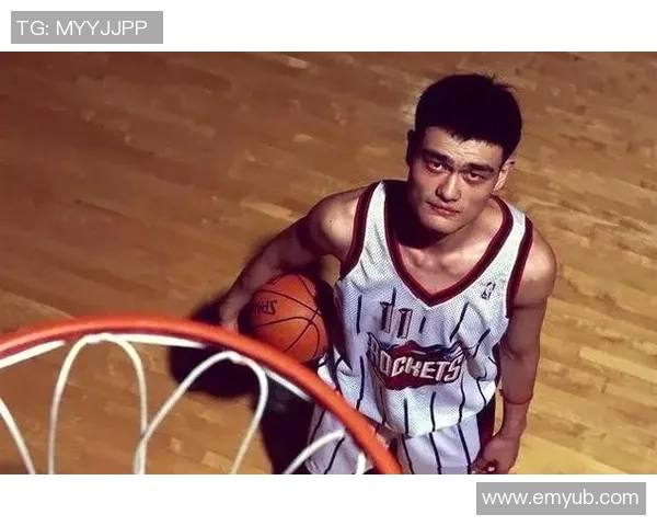 姚明成为第一位入选科学院的职业运动员，向中国体育界创历史